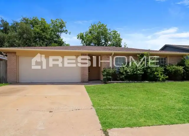 Property at 10307 Rancho Bernardo Ln, Sugar Land, TX, 77498, 3 beds, 2 baths, [object Object]