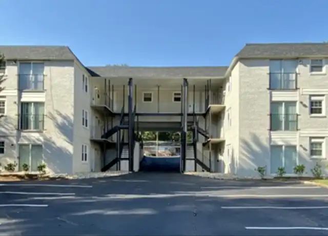 Property at 135 Oakwood Ave Unit D, Spartanburg, SC, 29302, 2 beds, 1 bath, [object Object]