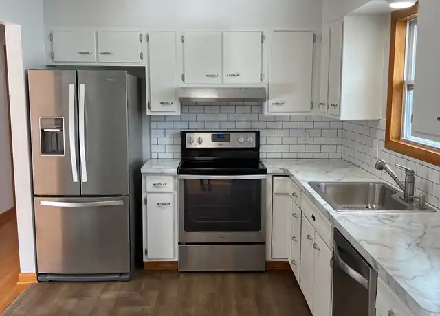 Property at 407 King Ave, Syracuse, NY, 13209, 3 beds, 2 baths, [object Object]