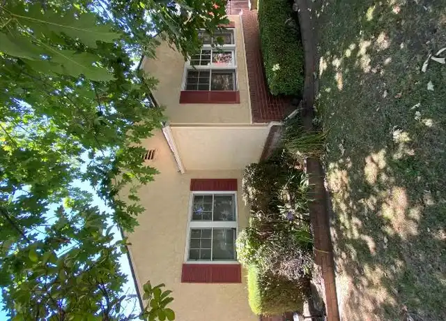 Property at 821 41st St, Sacramento, CA, 95819, 2 beds, 1 bath, [object Object]