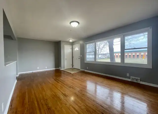 Property at 5212 Winnetka Ave N, Minneapolis, MN, 55428, 5 beds, 2 baths, [object Object]