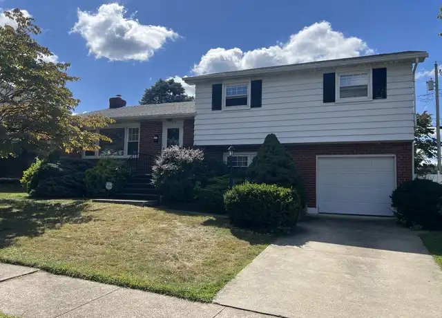 Property at 1533 Lois Ln, Bethlehem, PA, 18018, 3 beds, 3 baths, [object Object]