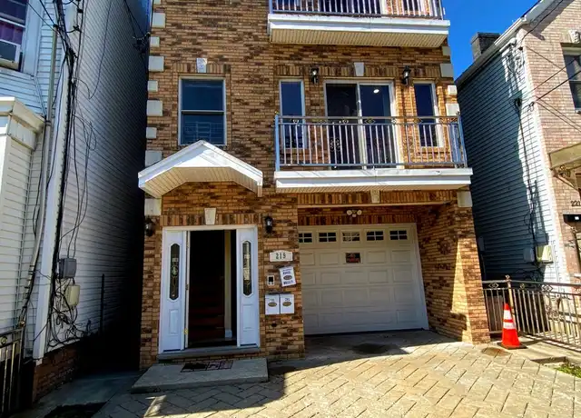 Property at 219 Congress St #1, Jersey City, NJ, 07307, 1 bed, 1 bath, [object Object]