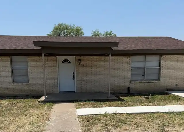 Property at 1846 Royal Ridge Dr, Eagle Pass, TX, 78852, 3 beds, 2 baths, [object Object]
