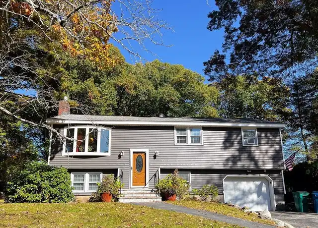 Property at 9 Putney Cir Unit 9, Billerica, MA, 01821, 3 beds, 1 bath, [object Object]