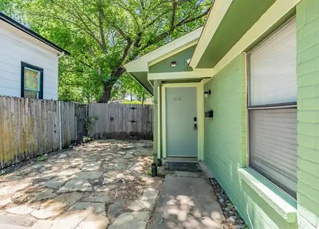 Property at 1510 6th Ave, Fort Worth, TX, 76104, 2 beds, 1 bath, [object Object]