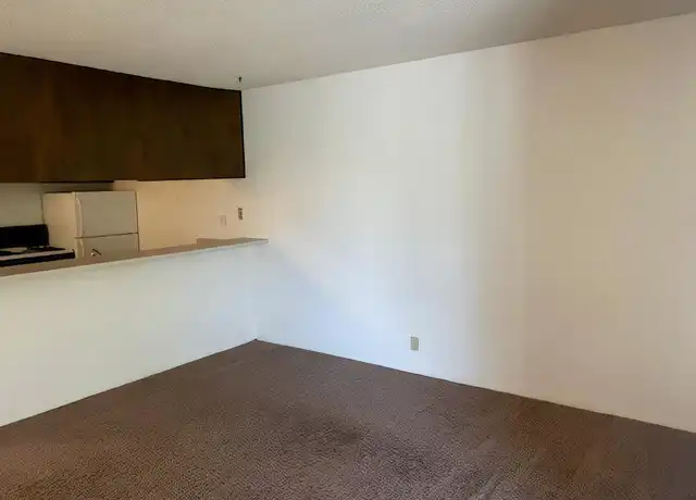 Property at 2852 Elmwood Ave Unit 45, Stockton, CA, 95204, 1 bed, 1 bath, [object Object]