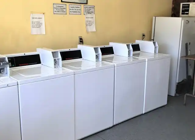 Property at 2852 Elmwood Ave Unit 45, Stockton, CA, 95204, 1 bed, 1 bath, [object Object]