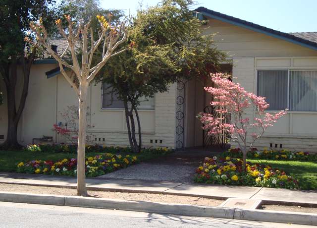 Photo of 1180 Driftwood Ter Unit G, Gilroy, CA 95020