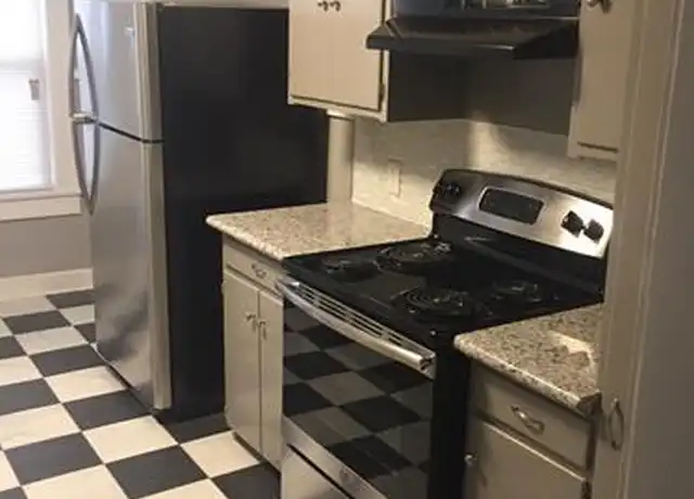 Property at 2296 Hollydale Ave Unit 1, Baton Rouge, LA, 70808, 2 beds, 1 bath, [object Object]