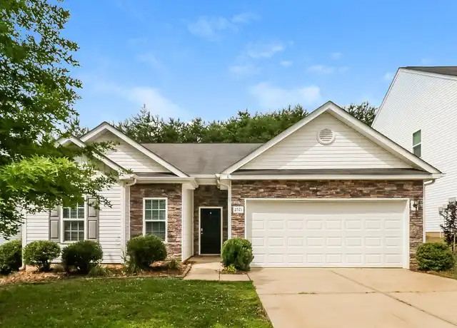 Property at 2521 Meadow Crossing Dr, Dallas, NC, 28034, 3 beds, 2 baths, [object Object]