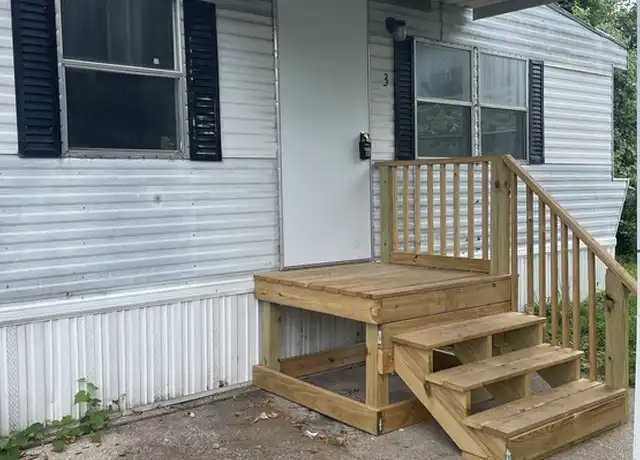 Property at 615 S 2nd St Unit 3, Belleville, IL, 62220, 2 beds, 1 bath, [object Object]