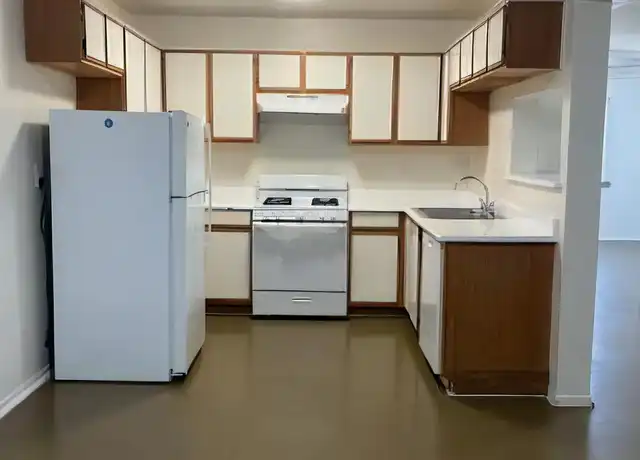 Property at 522 W 127th St Unit 414, Los Angeles, CA, 90061, 3 beds, 2 baths, [object Object]