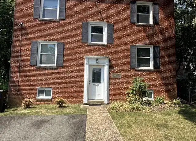 Property at 3007 9th St N #1, Arlington, VA, 22201, 2 beds, 1 bath, [object Object]