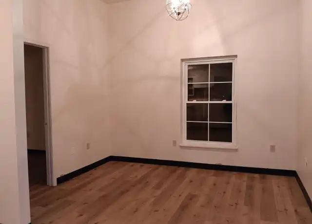 Property at 114 Collins St Unit 209, Irvine, KY, 40336, 0 beds, 1 bath, [object Object]