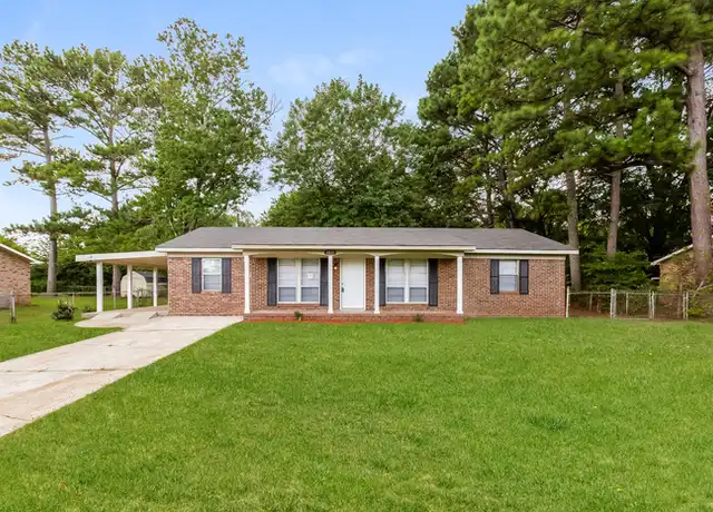 Property at 1011 Hillwood Dr SW, Decatur, AL, 35601, 3 beds, 1 bath, [object Object]