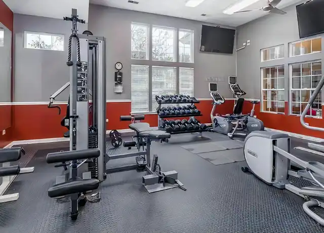 Property at 1847 Clubhouse Dr, Aurora, IL, 60504, 3 beds, 2 baths, [object Object]