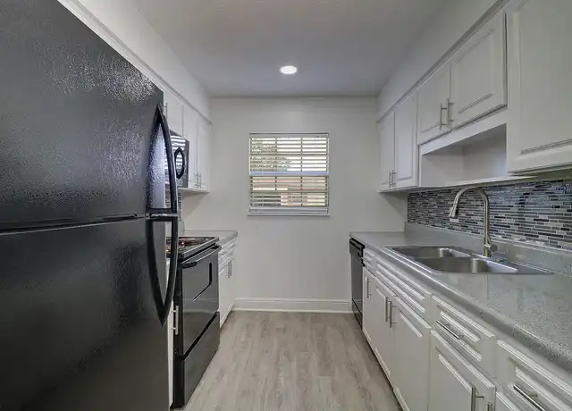 Property at The Linx Apartments - 14207 Les Palms Cir, Tampa, FL, 33613, 2 beds, 1 bath, [object Object]