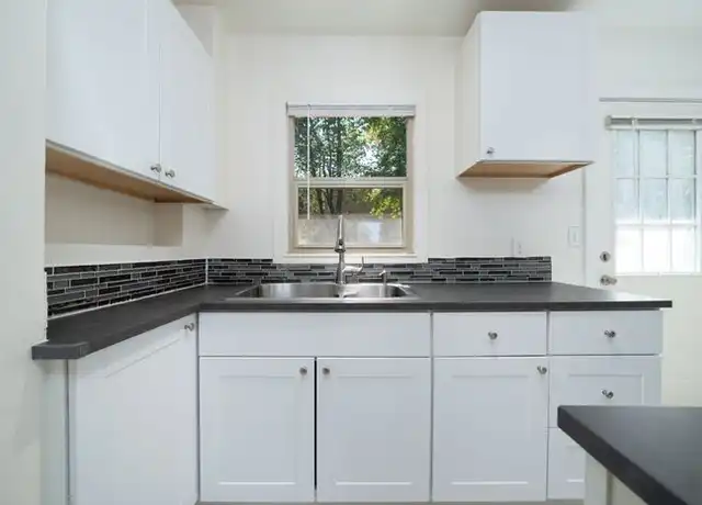 Property at 10746 NE Wygant St Unit 11, Portland, OR, 97220, 2 beds, 1 bath, [object Object]
