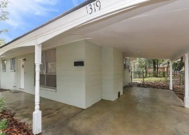 Property at 1319 E 69th St, Savannah, GA, 31404, 3 beds, 1 bath, [object Object]