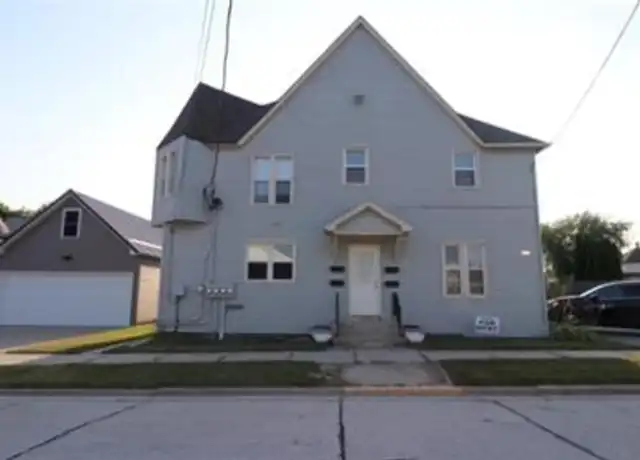 Property at 1610 Jackson St Unit 2, Two Rivers, WI, 54241, 1 bed, 1 bath, [object Object]