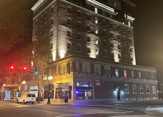 Photo of 181 N Main St, Suffolk, VA 23434