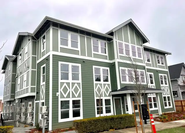 Property at 1205 N Garden St Unit 101, Bellingham, WA, 98225, 2 beds, 1 bath, [object Object]