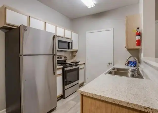 Property at 492 E Beasley Rd, Jackson, MS, 39206, 2 beds, 2 baths, [object Object]