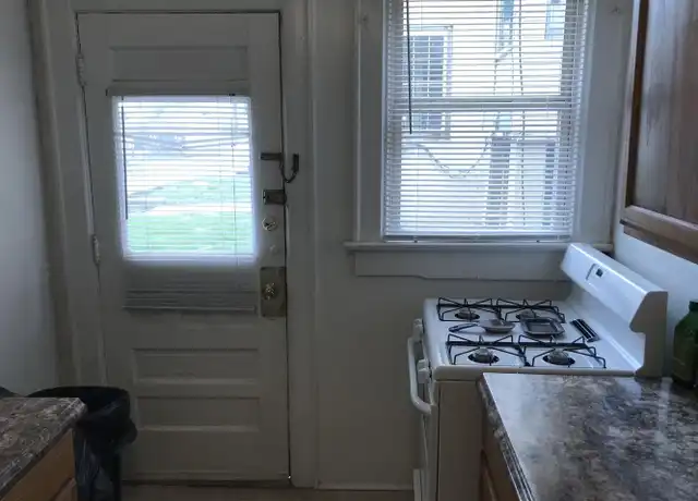 Property at 208-214 E 13th Ave Unit 210, Columbus, OH, 43201, 2 beds, 1 bath, [object Object]
