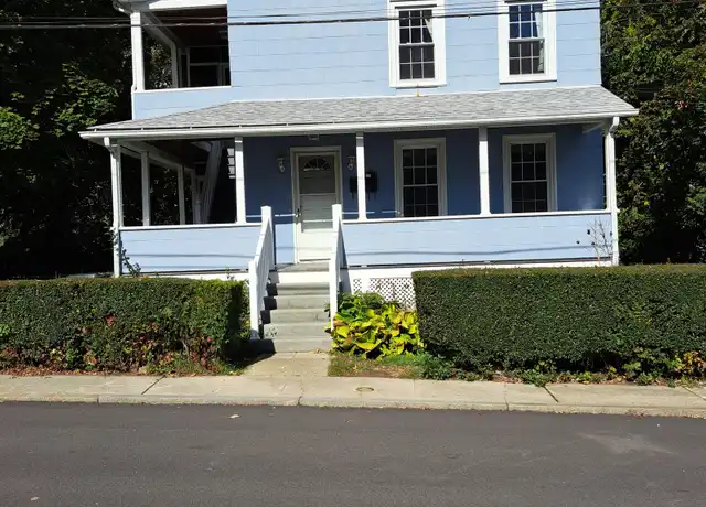 Property at 11 Ann St Unit 2nd Fl, New London, CT, 06320, 2 beds, 1 bath, [object Object]