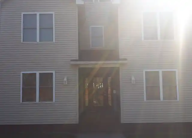 Property at 330 Green St, Syracuse, NY, 13203, 1 bed, 1 bath, [object Object]