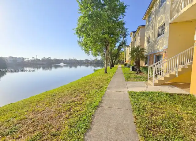 Property at 3690 N 56th Ave #933, Hollywood, FL, 33021, 2 beds, 1 bath, [object Object]