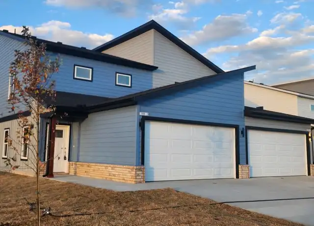 Property at 1608 SW Casuarina Dr Unit 2, Bentonville, AR, 72713, 3 beds, 2.5 baths, [object Object]