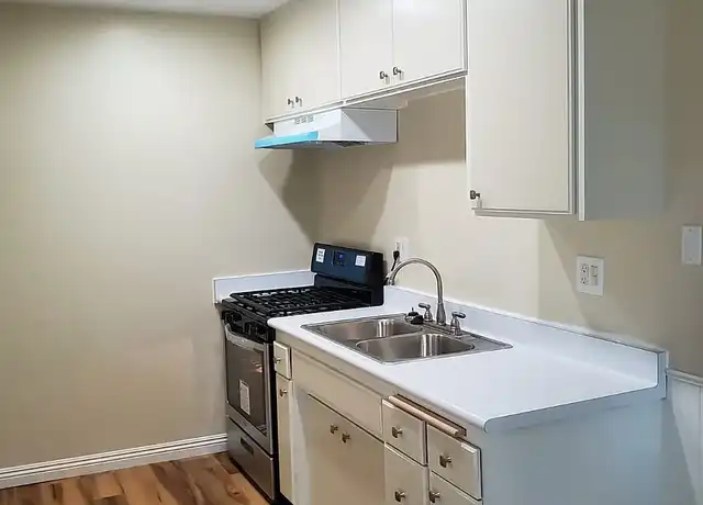 Property at Windsor Apartments - 1401 S Magnolia Ave, Monrovia, CA, 91016, 2 beds, 1 bath, [object Object]