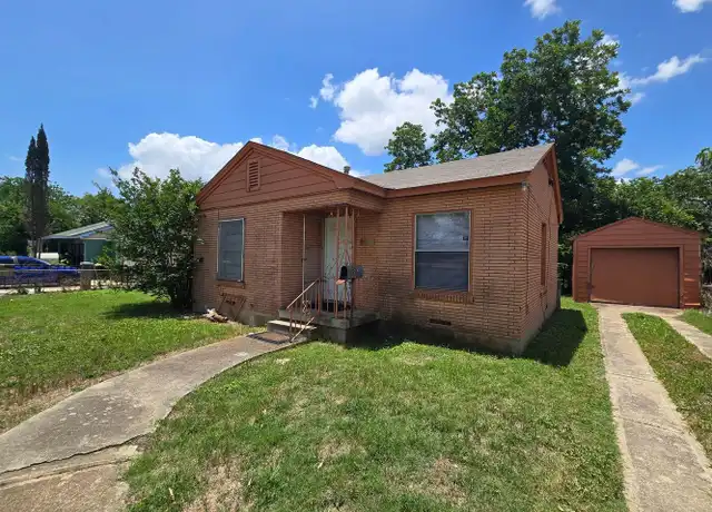 Property at 704 W Dean Ave, Killeen, TX, 76541, 3 beds, 1 bath, [object Object]