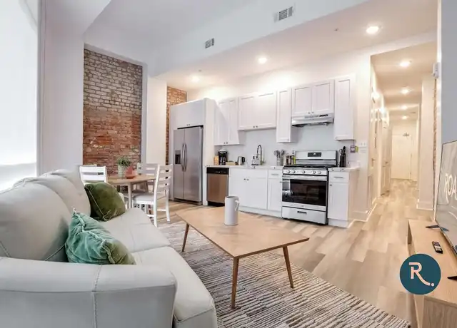 Property at Annunciation Street 1050 - Annunciation St Unit 1049437P, New Orleans, LA, 70130, 2 beds, 2 baths, [object Object]