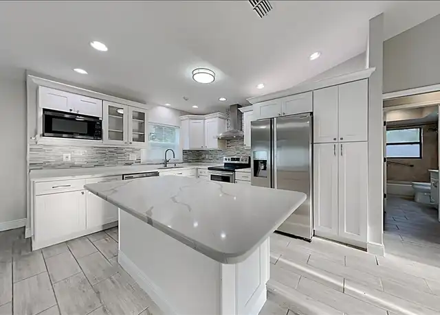 Property at 2152 Beverly Ln, Clearwater, FL, 33763, 3 beds, 2 baths, [object Object]