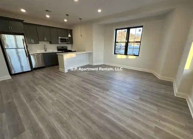 Property at 48 Nichols St, Everett, MA, 02149, 1 bed, 1 bath, [object Object]