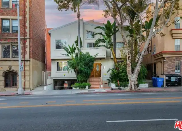 Property at 607 N Rossmore Ave Unit 204, Los Angeles, CA, 90004, 2 beds, 2 baths, [object Object]