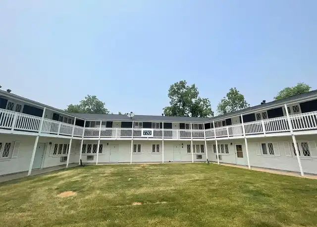 Property at 720 4th Avenue Pl, Coralville, IA, 52241, 2 beds, 1 bath, [object Object]