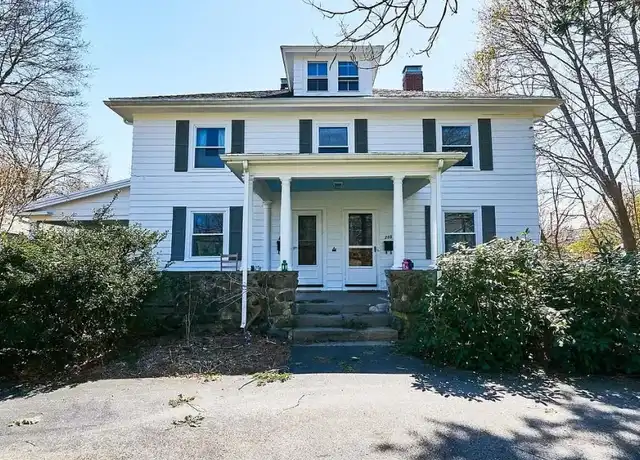 Property at 205 Woburn St, Lexington, MA, 02420, 2 beds, 1 bath, [object Object]