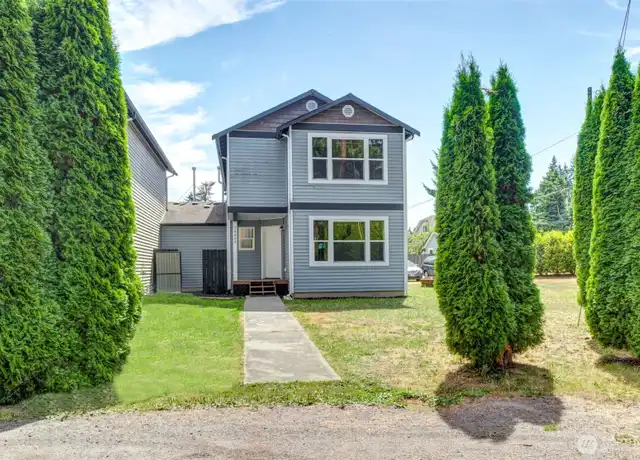 Property at 2004 Columbia Ave Unit A, Everett, WA, 98203, 3 beds, 2.5 baths, [object Object]