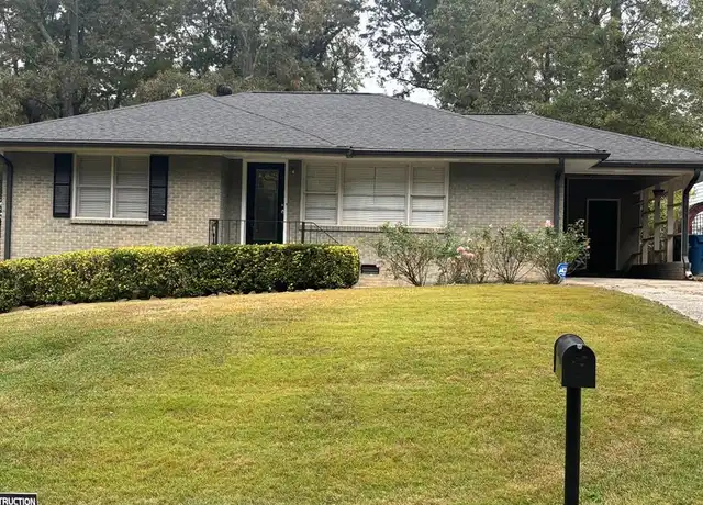 Property at 1919 Montrose Dr, Atlanta, GA, 30344, 2 beds, 1.5 baths, [object Object]