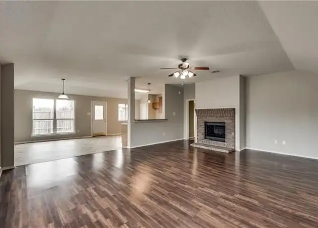 Property at 2800 Shelduck Dr, Mesquite, TX, 75181, 4 beds, 2 baths, [object Object]