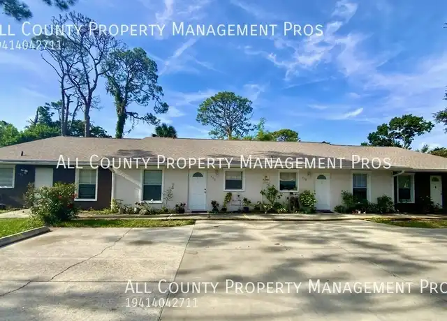 Property at 914 Royal Palm Dr, Sarasota, FL, 34234, 2 beds, 2 baths, [object Object]