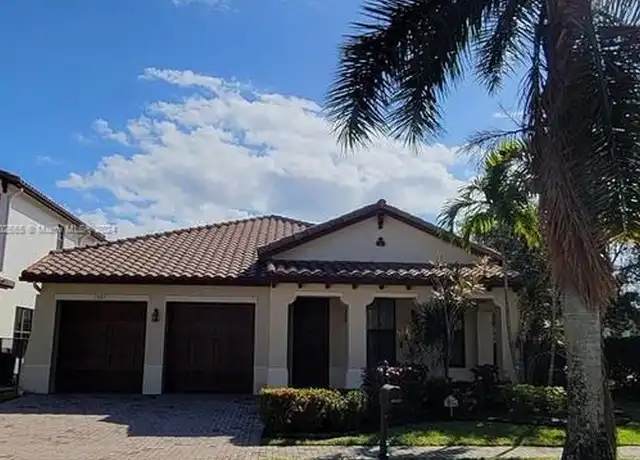 Property at 3927 NW 84th Way, Pembroke Pines, FL, 33024, 3 beds, 3 baths, [object Object]