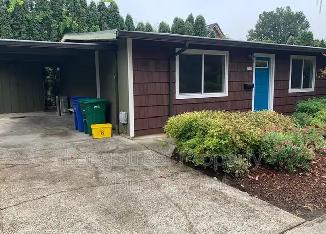 Property at 1012 NE Skidmore St, Portland, OR, 97211, 2 beds, 1 bath, [object Object]