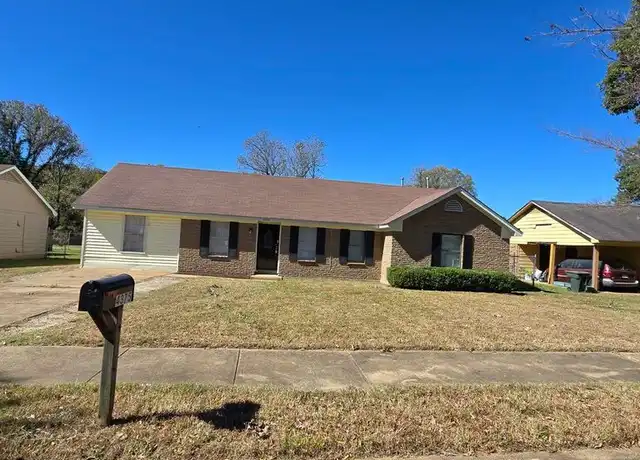 Property at 4375 Hawkeye St, Memphis, TN, 38109, 4 beds, 2 baths, [object Object]