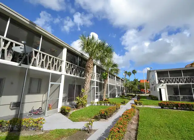 Property at Grand Island Portfolio LLC (1495) - 1495 NE 167th St, Miami, FL, 33162, 1-2 bed, 1-2 bath, [object Object]