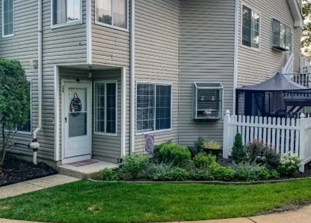 Property at 25 Stevens Ct, Bedminster, NJ, 07921, 2 beds, 2.5 baths, [object Object]